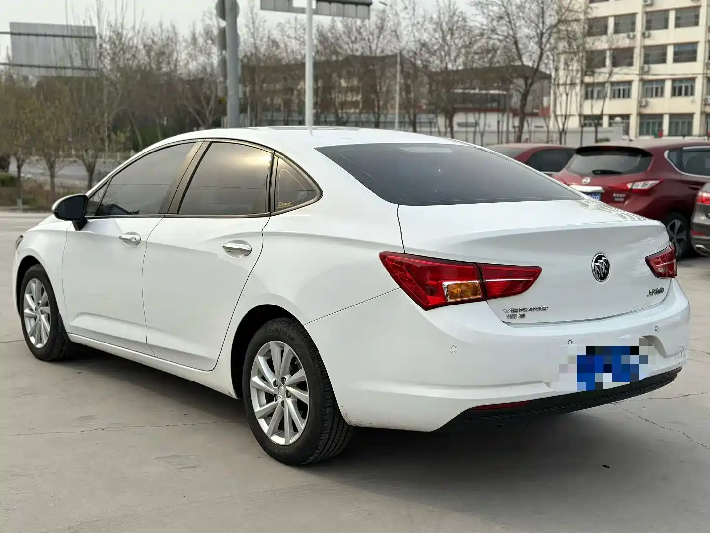 Photo 3 - Buick Verano