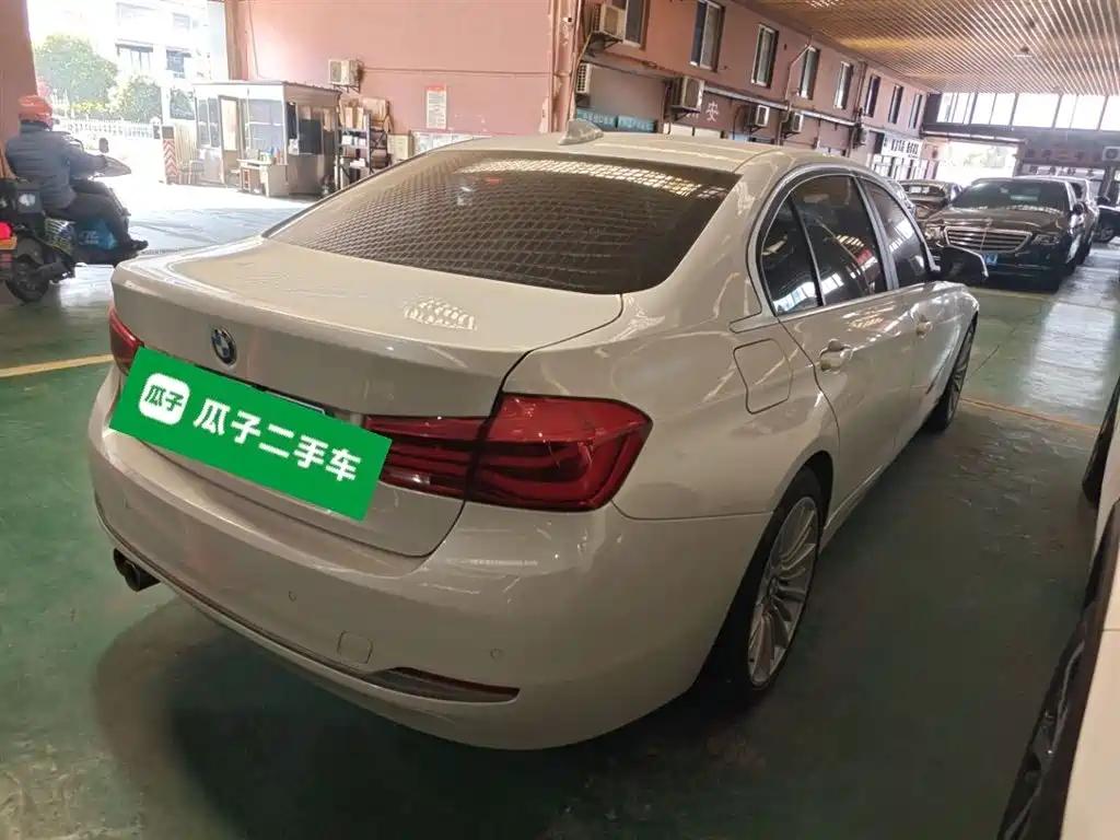 BMW 3 Series 2018 320Li Fashion Style фото 6
