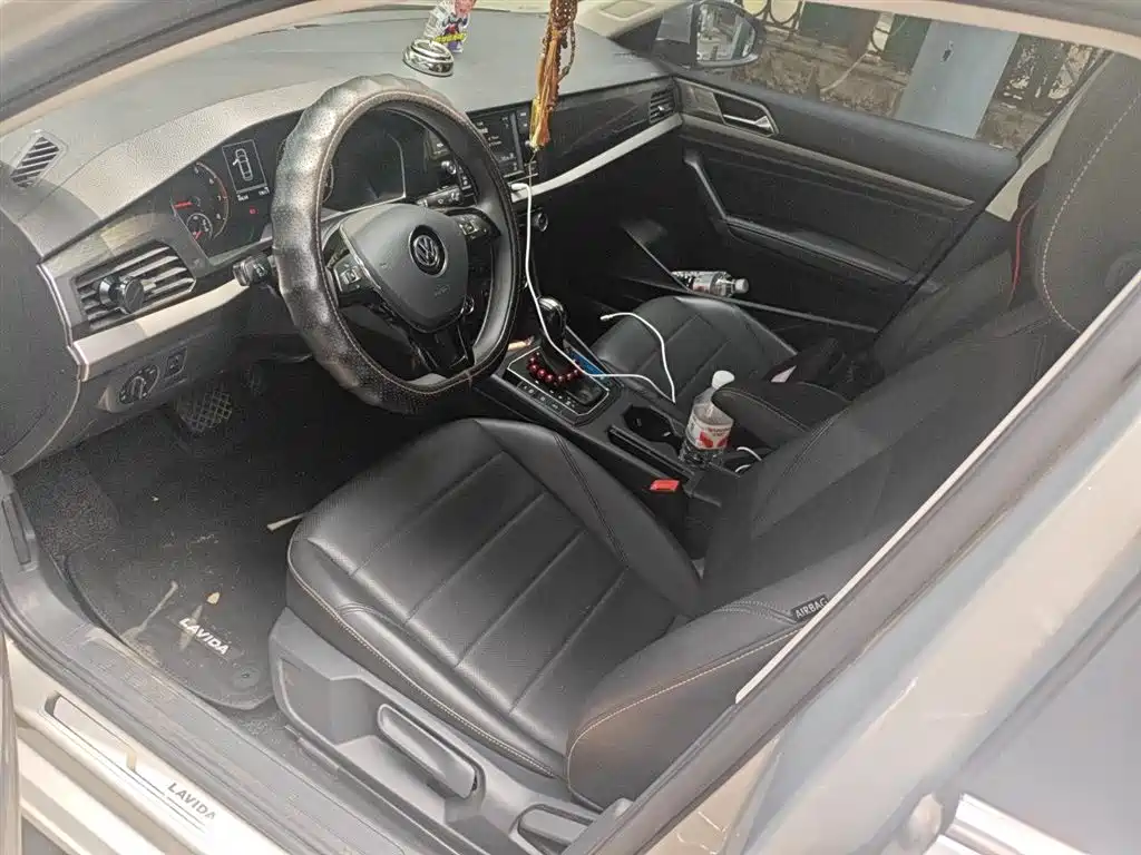 Volkswagen Lavida 2018 1.5L Automatic Comfort Version China V фото 11