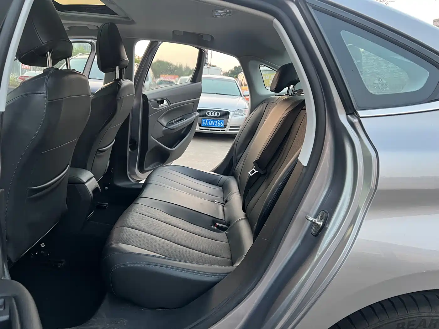 Peugeot 308 2018 2018 1.6L Auto Luxury Edition