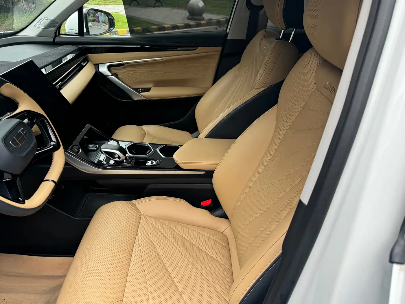 GEELY AUTOMOBILE BOYUE L