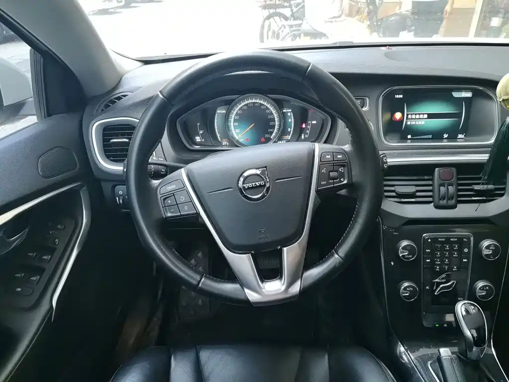 Volvo V40 2017 2017 T3 Inscription