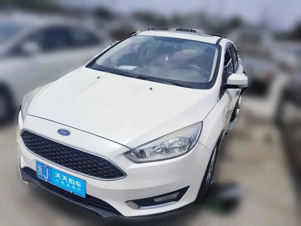 Photo 1 - Ford Focus