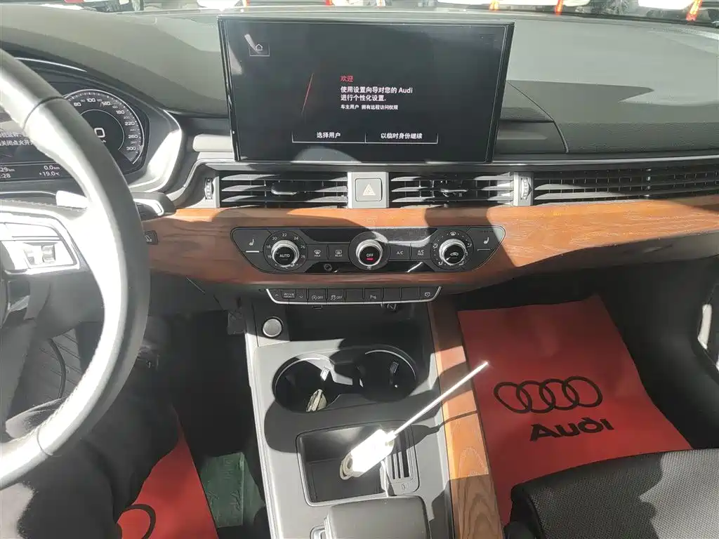 Audi A4L 2020 40 TFSI Fashion Dynamic Edition фото 5