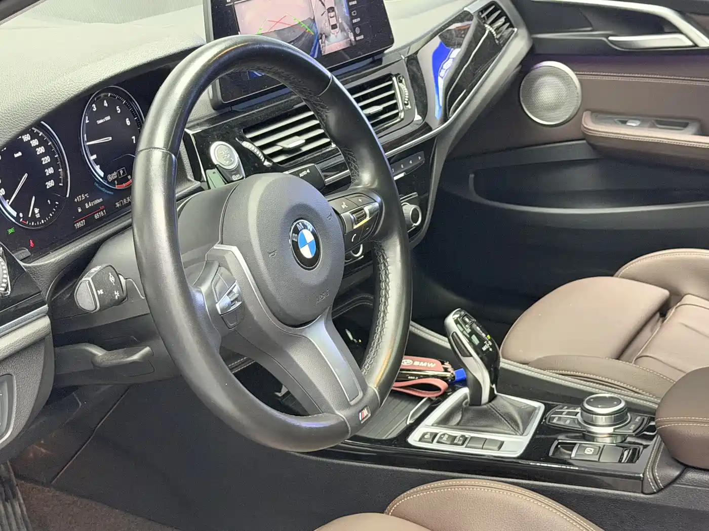 BMW 1 Series 2023 125i M Sport Shadow Edition фото 10