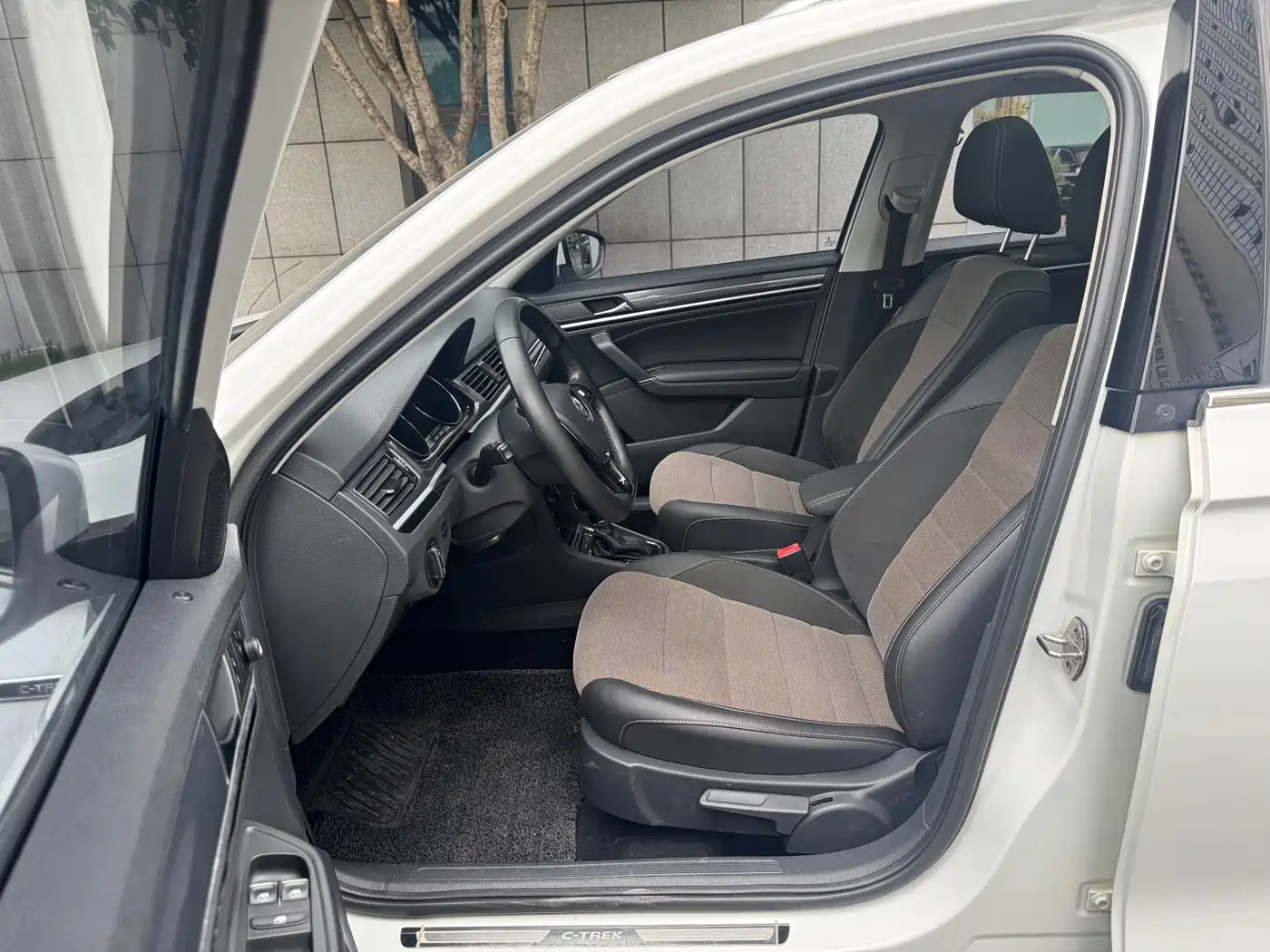 Volkswagen C-TREK 2018 230TSI DSG Comfort фото 10