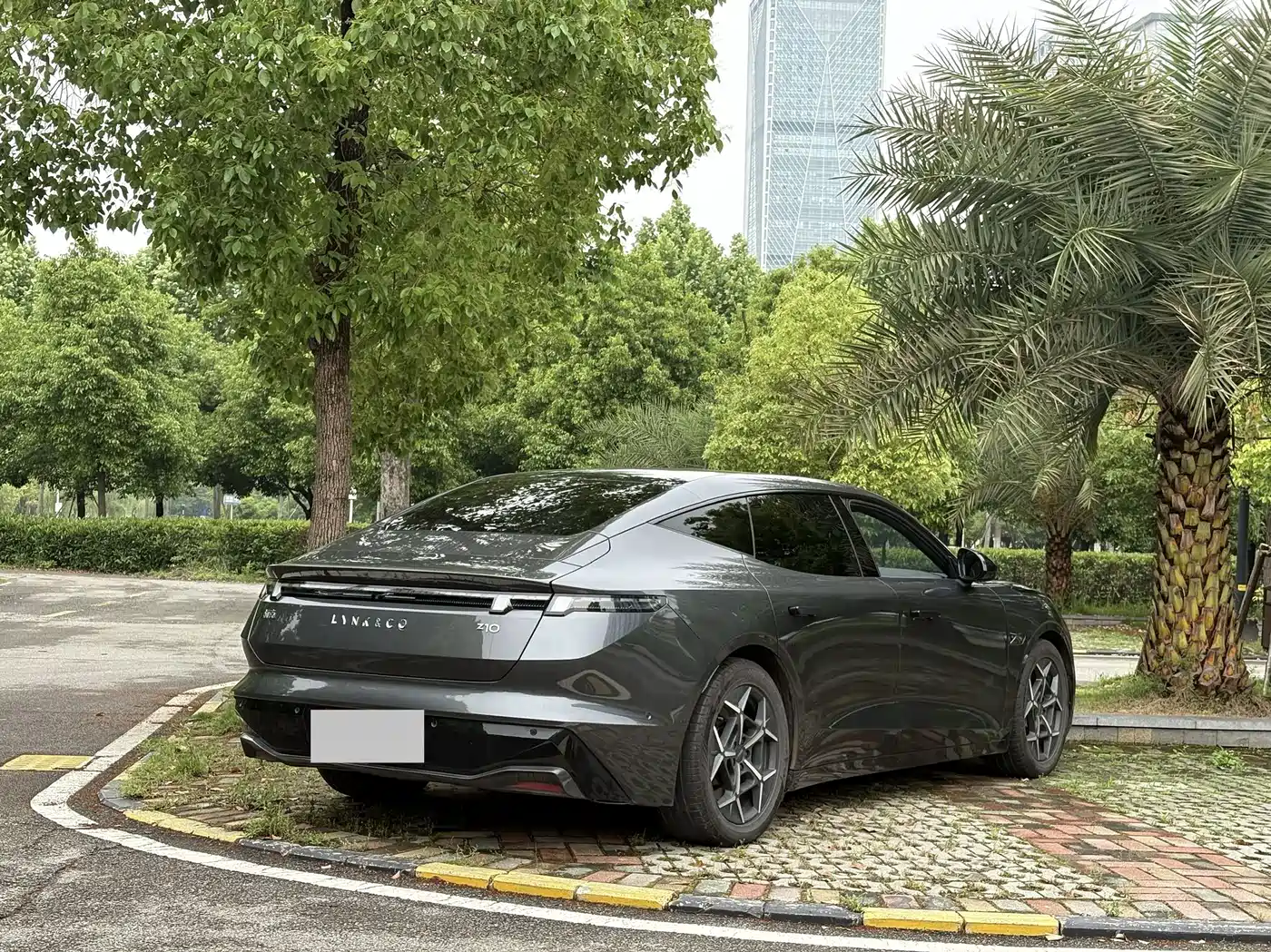 Lynk & Co Z10, миниатюра 14