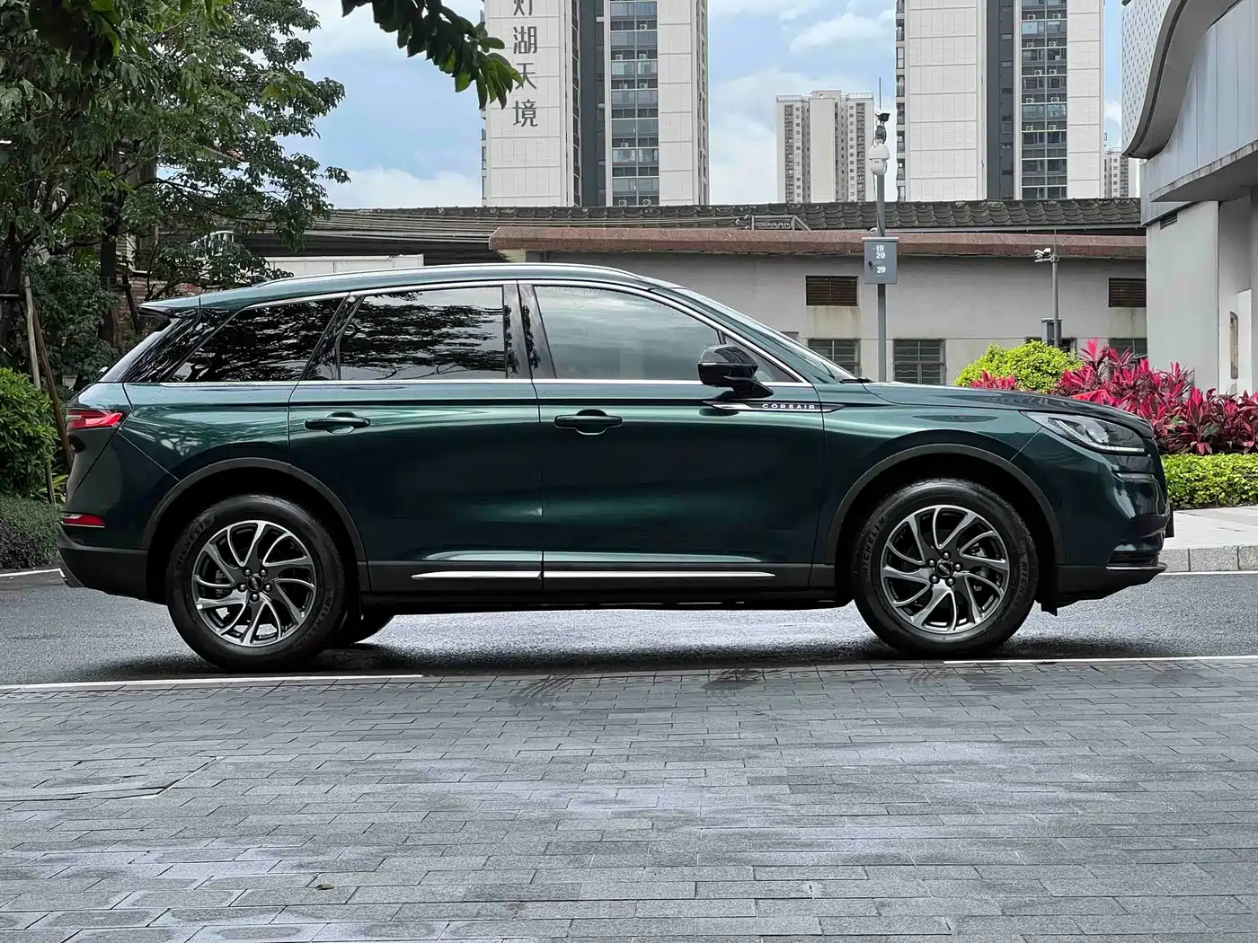 Lincoln Adventurer 2022 2.0T 2WD Deluxe Edition фото 7