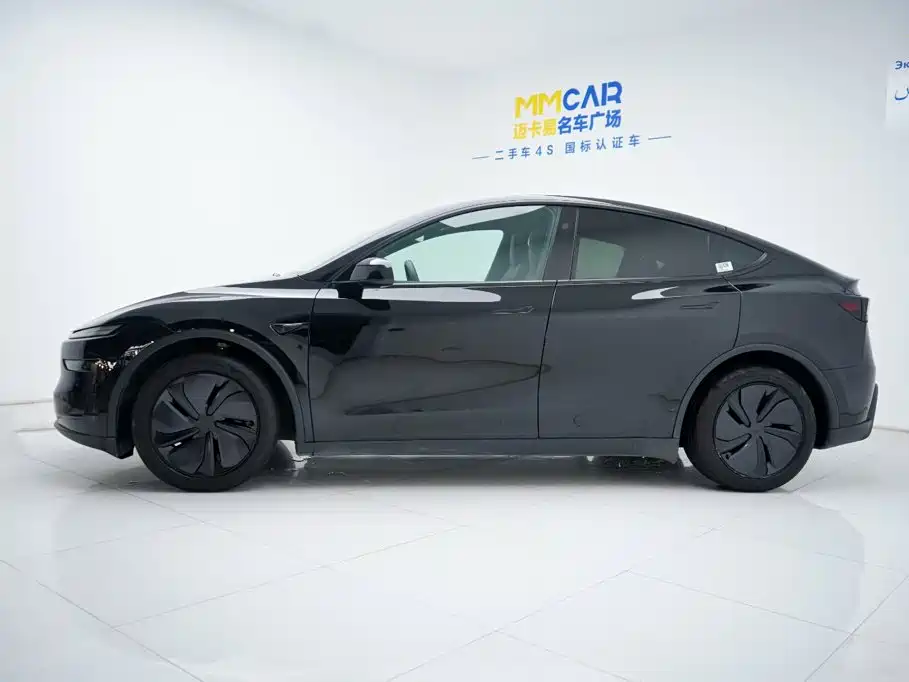 Tesla Model Y 2026 2026 Rear-Wheel Drive