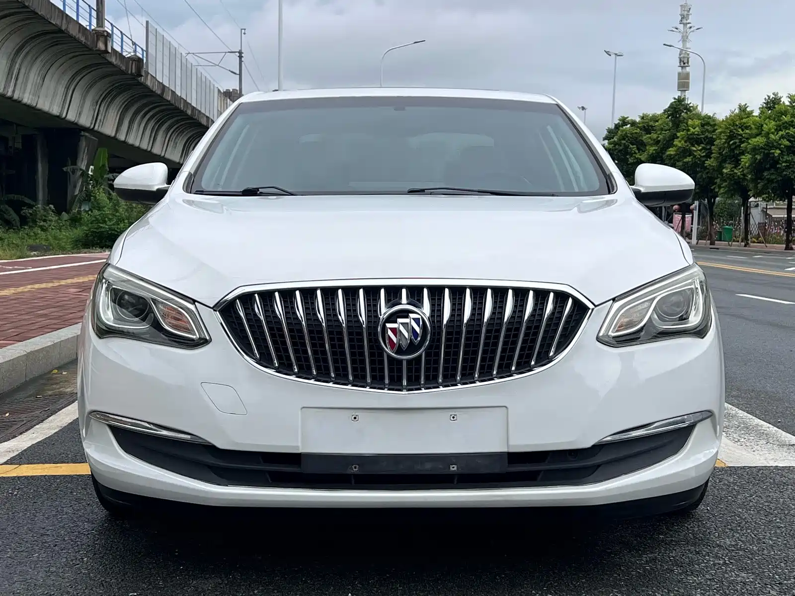 Фото 2 - Buick Excelle