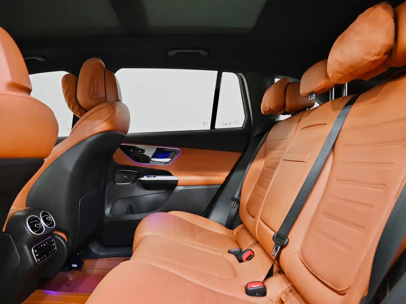 Mercedes-Benz GLC, миниатюра 8