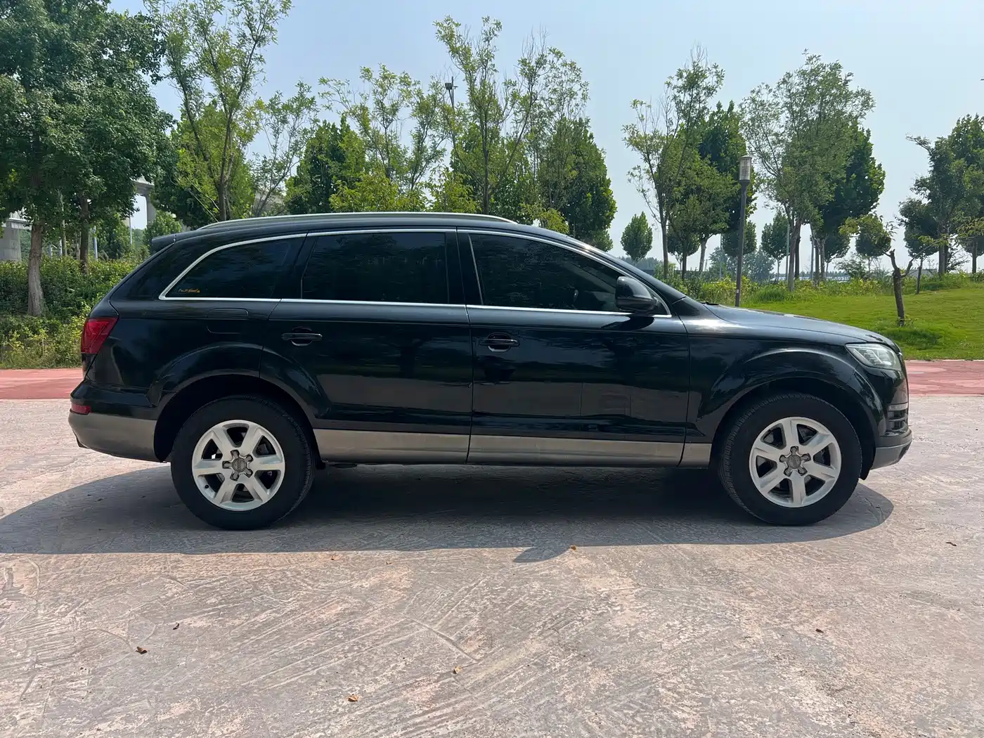 Photo 7 - Audi Q7