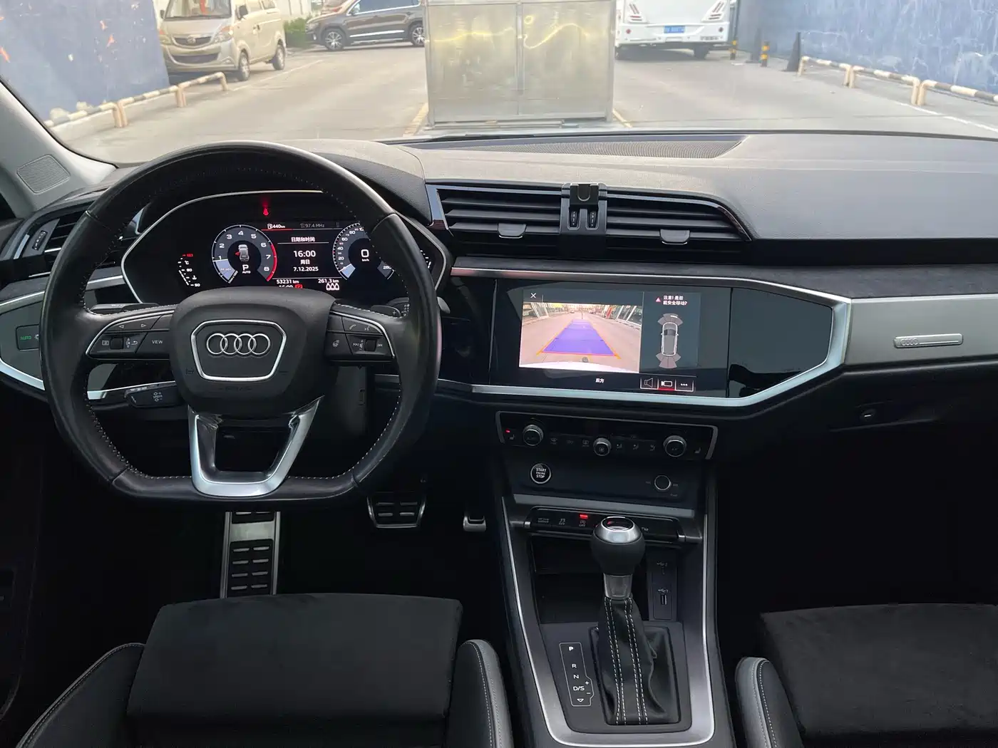 Audi Q3 2021 40 TFSI Fashion Sport фото 13