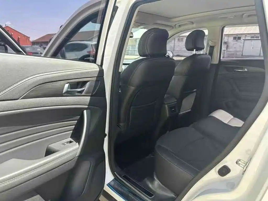 Photo 10 - Changan CS35 PLUS
