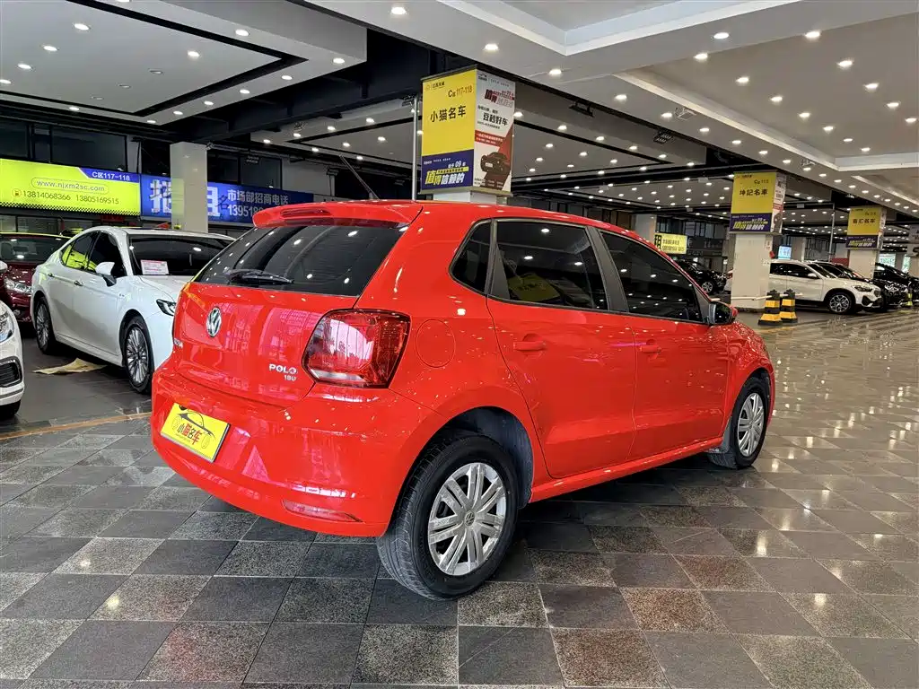 Фото 11 - Volkswagen Polo