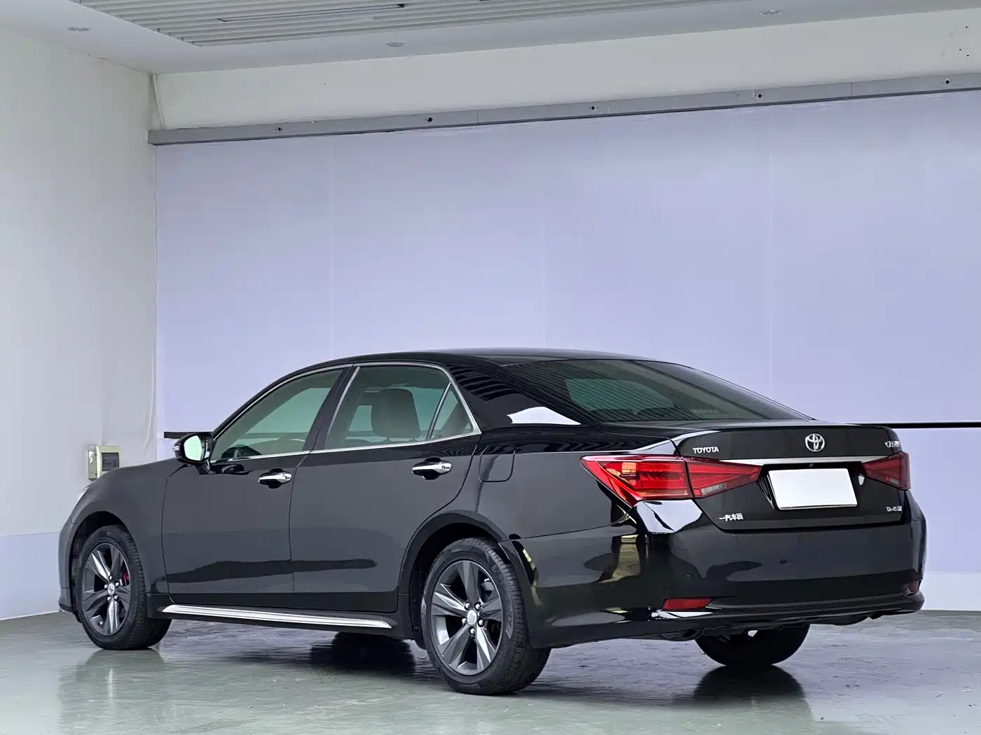 Toyota Crown 2015 2.0T Fashion фото 4