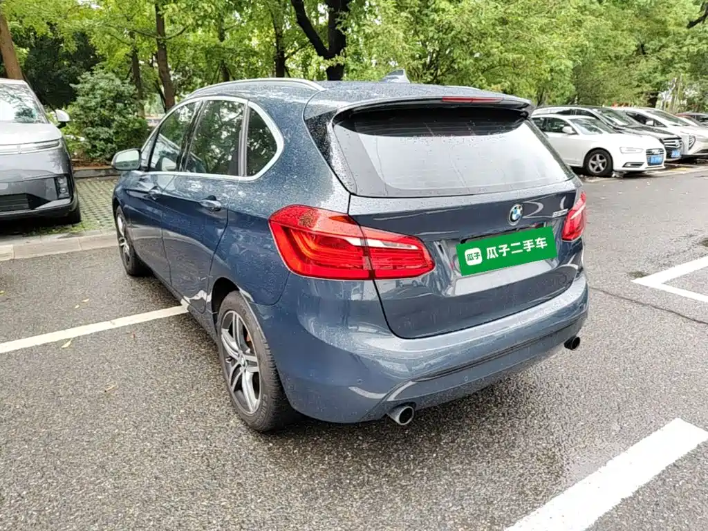 BMW 2 Series Tourer (Import) 2015 2014 220i Luxury Design Package