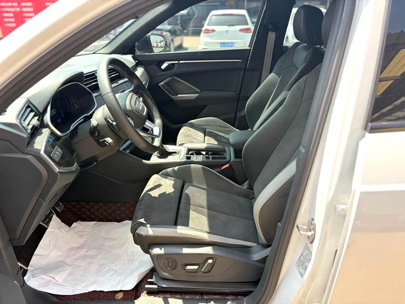 Audi Q3 2023 Facelift 45 TFSI quattro Fashion Dynamic фото 7