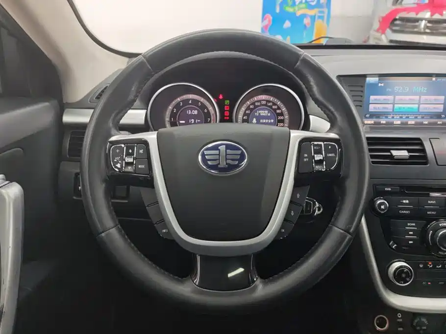 Besturn X80 2014 2013 2.0L Automatic Comfort Model