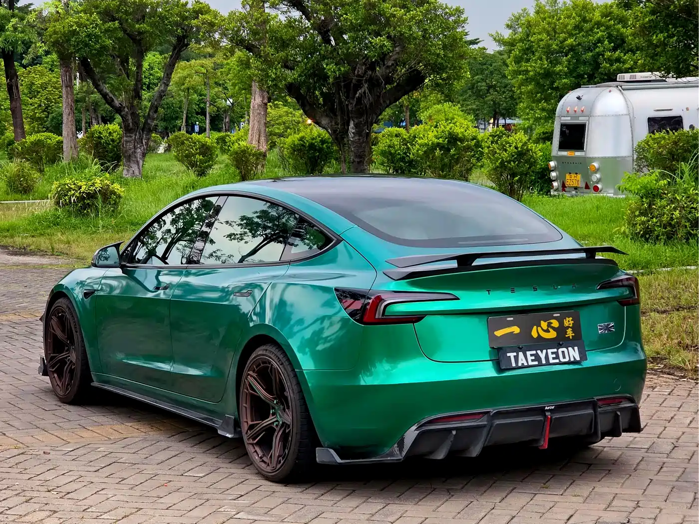 Фото 7 - Tesla Model 3