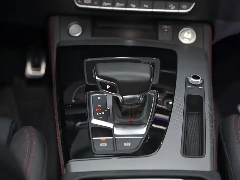 Audi Q5L 2022 40T RS Kit Racing Speed Edition фото 25