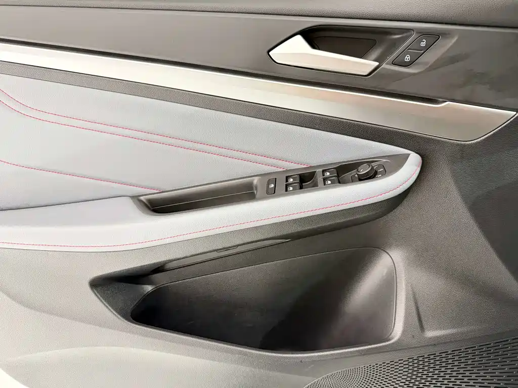 Volkswagen Lamando, миниатюра 16
