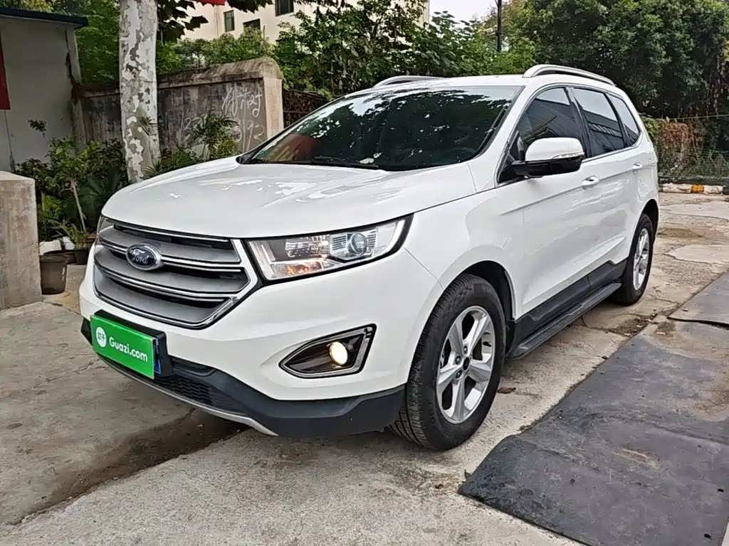 Фото 1 - Ford Edge