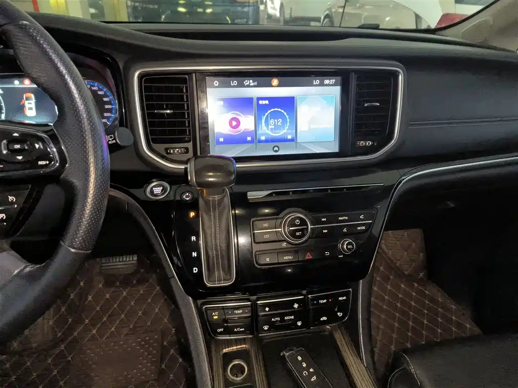 GAC Trumpchi Trumpchi M8 2020 Pilot 390T Premium Edition фото 13