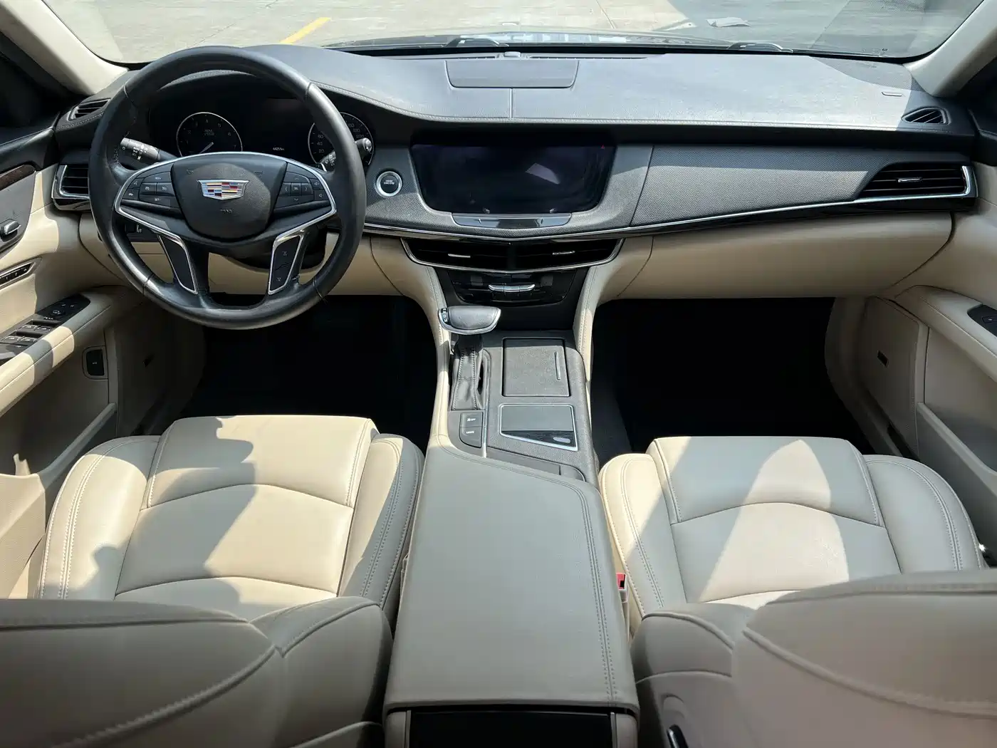 Photo 8 - Cadillac CT6