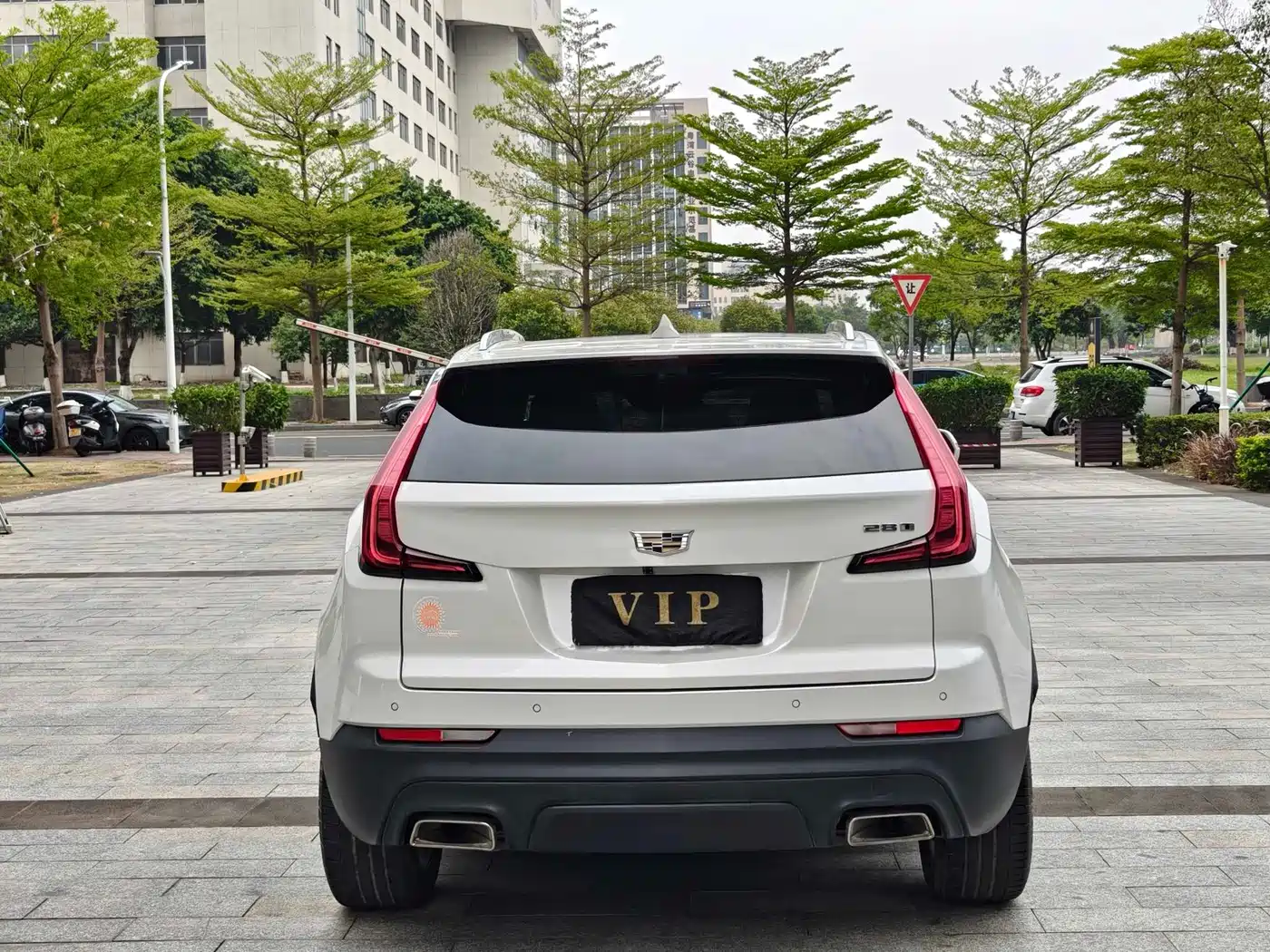 Cadillac XT4 2019 2018 Model 28T 2WD Technology