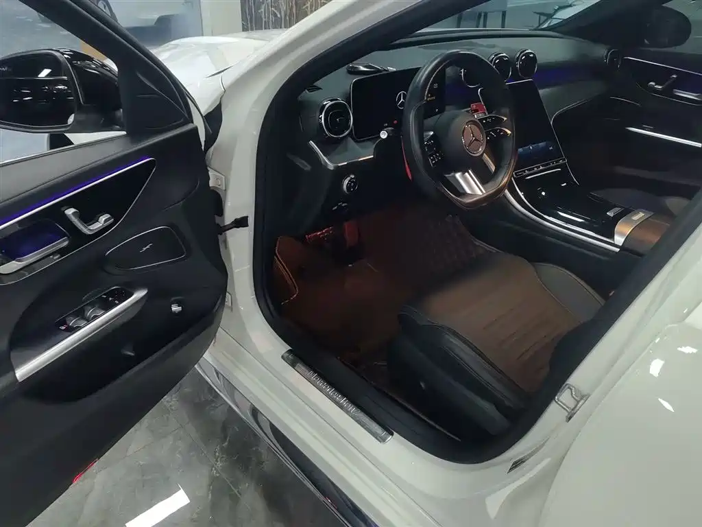 Mercedes-Benz C-Class 2022 C 200 L Sport Version фото 16