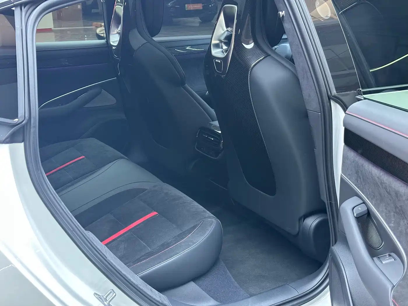 Xiaomi Auto Xiaomi SU7 Ultra 2025 Model Ultra фото 14