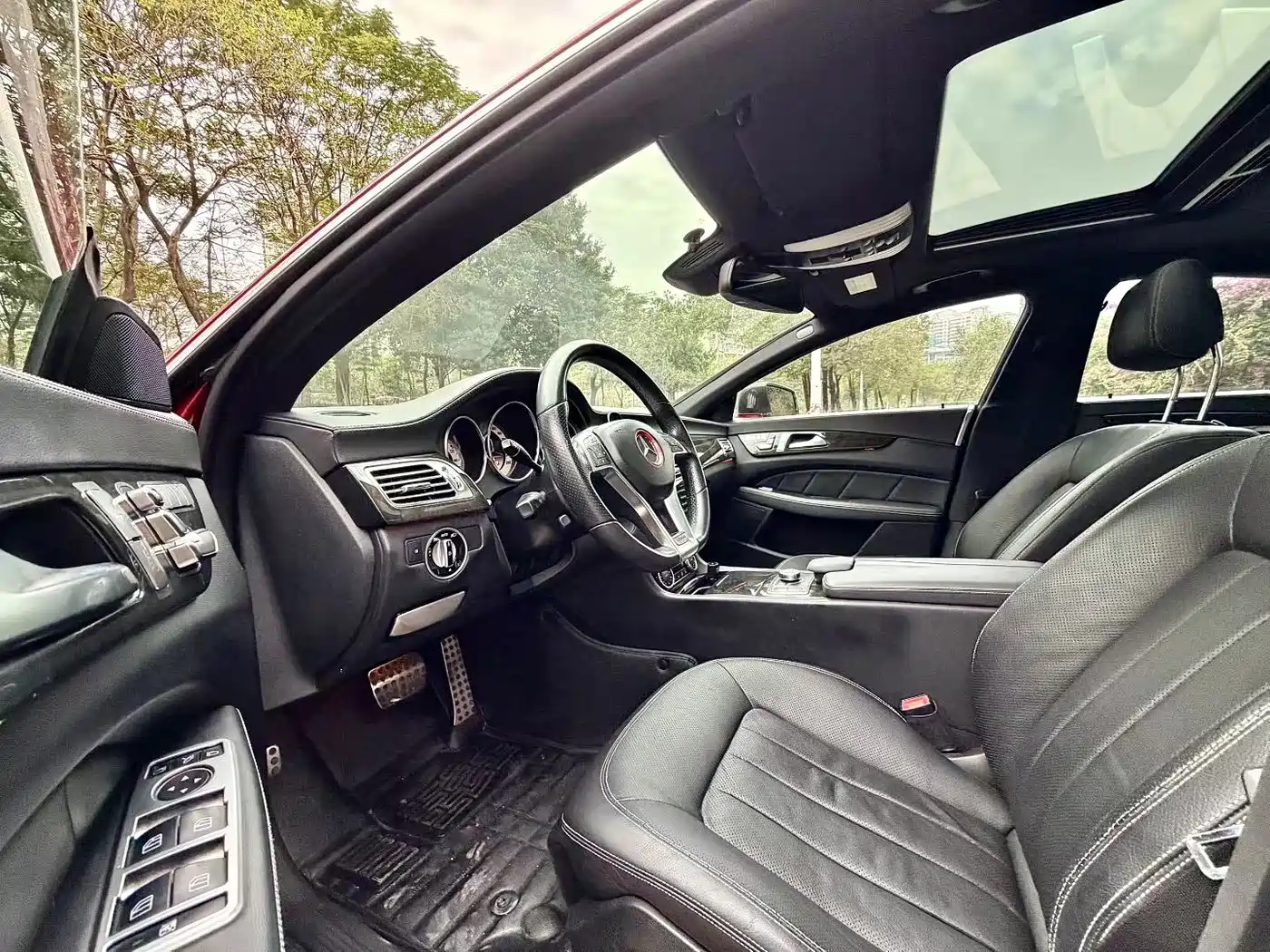 Mercedes-Benz CLS 2012 CLS 350 CGI фото 4