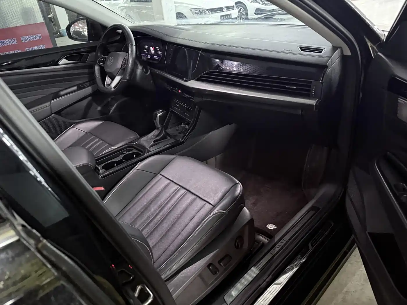 Volkswagen Passat 2023 330TSI Elite Edition фото 20