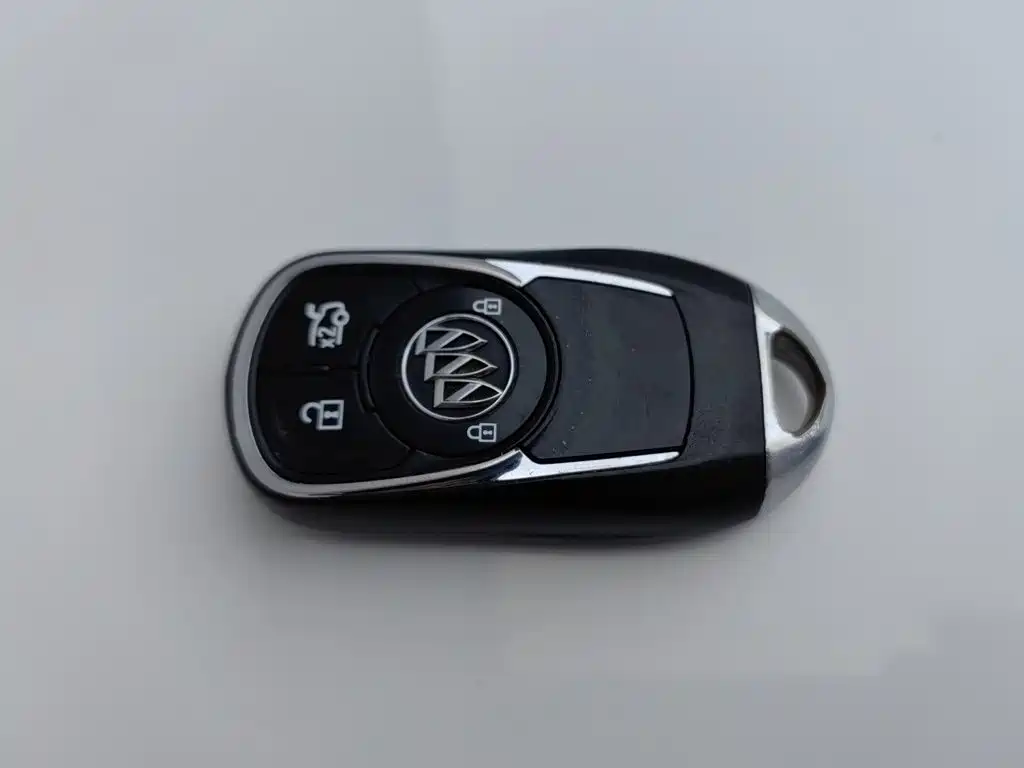 Фото 19 - Buick Regal