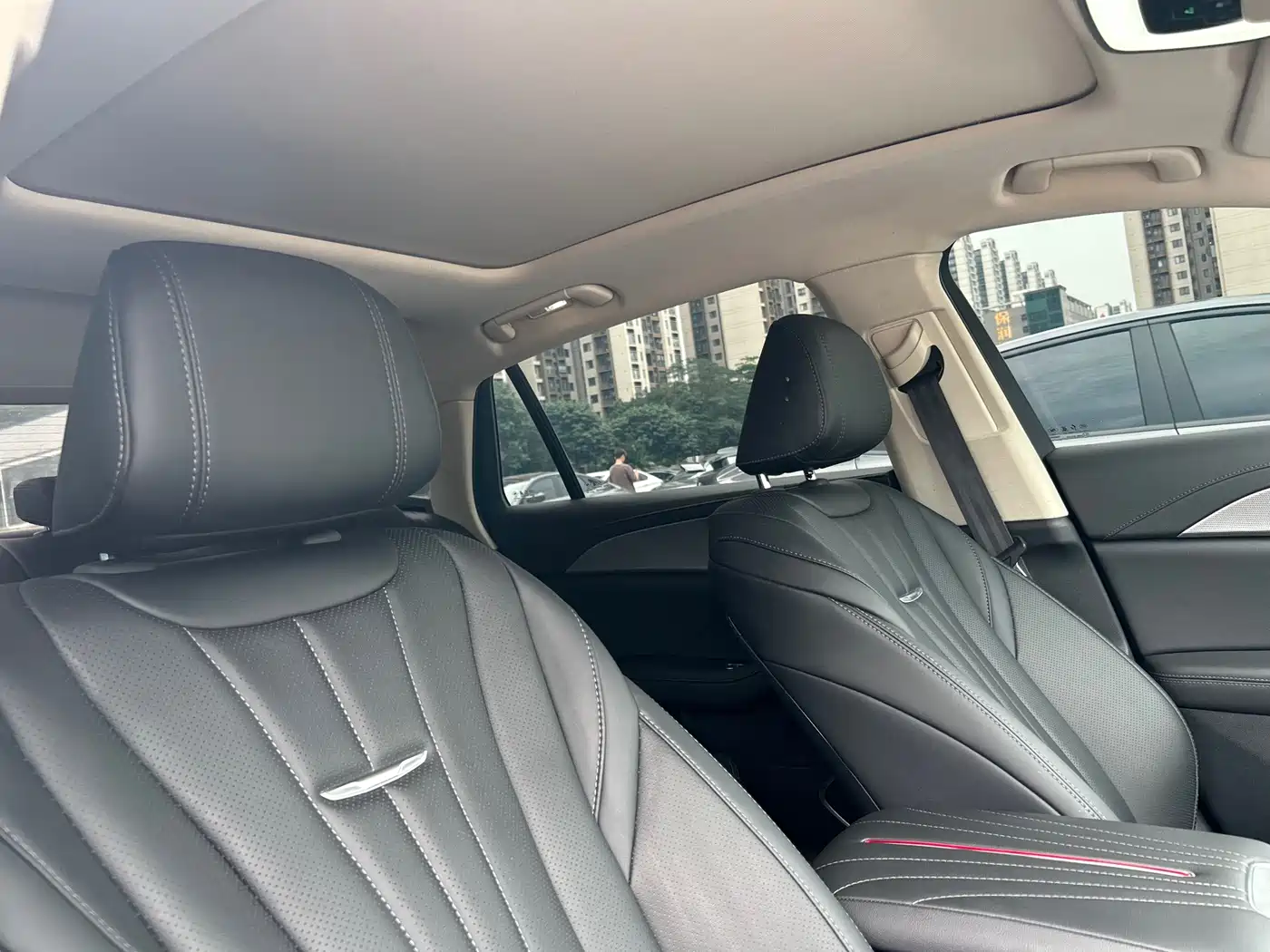 Hongqi H5 2023 2.0T Auto Smart Connect Flag Comfort фото 12