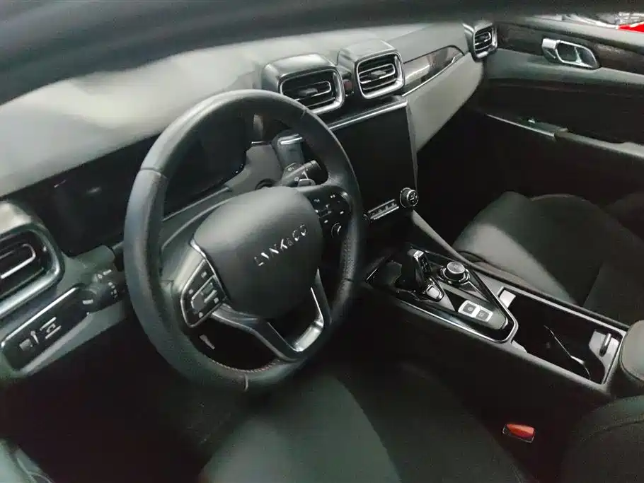Lynk & Co 03 2020 1.5TD DCT Power Pro Edition фото 13
