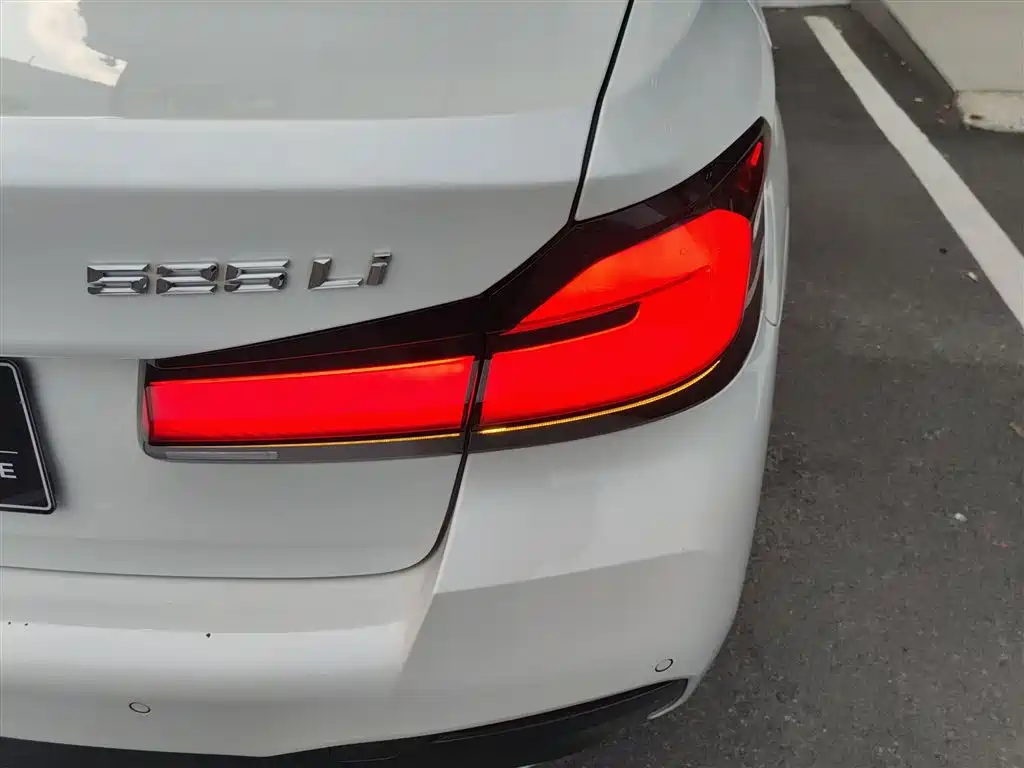 BMW 5 Series 2021 Facelift 525Li M Sport Package фото 24