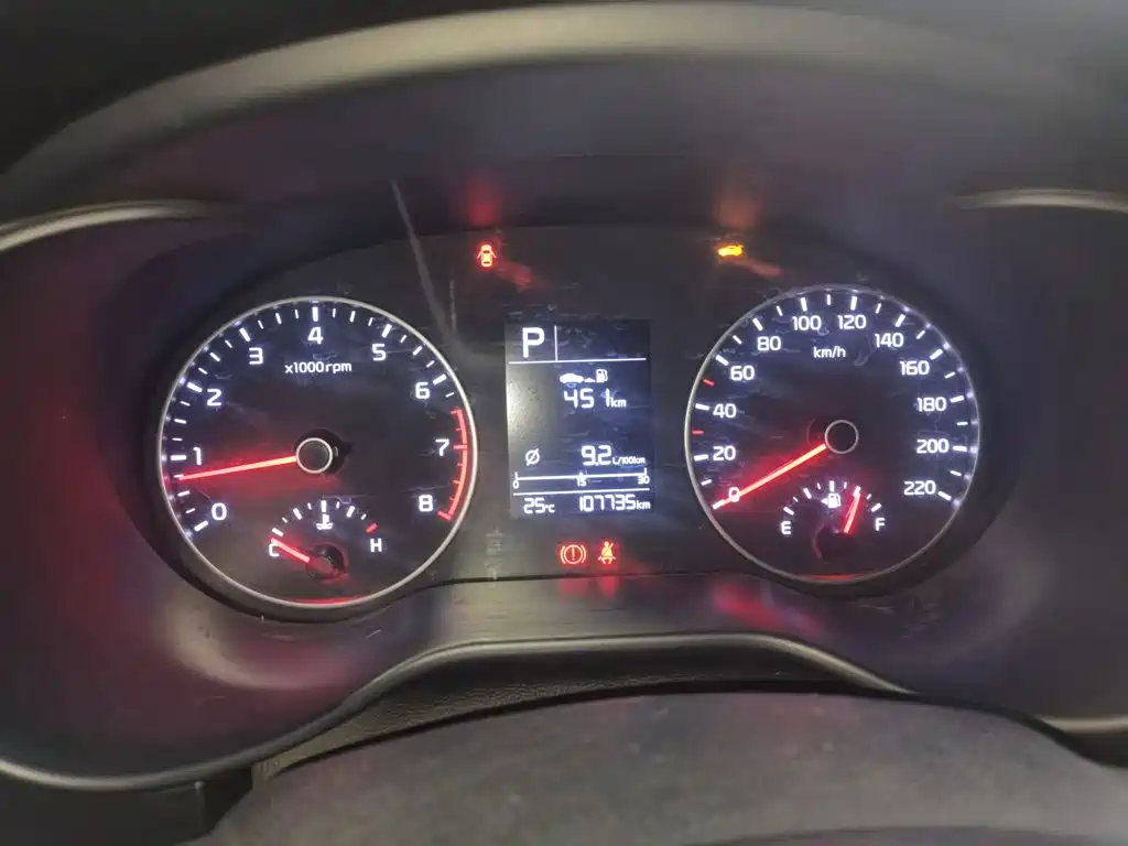 Kia K2 2017 2017 Sedan 1.4L AT 15th Anniversary Special Edition GLS