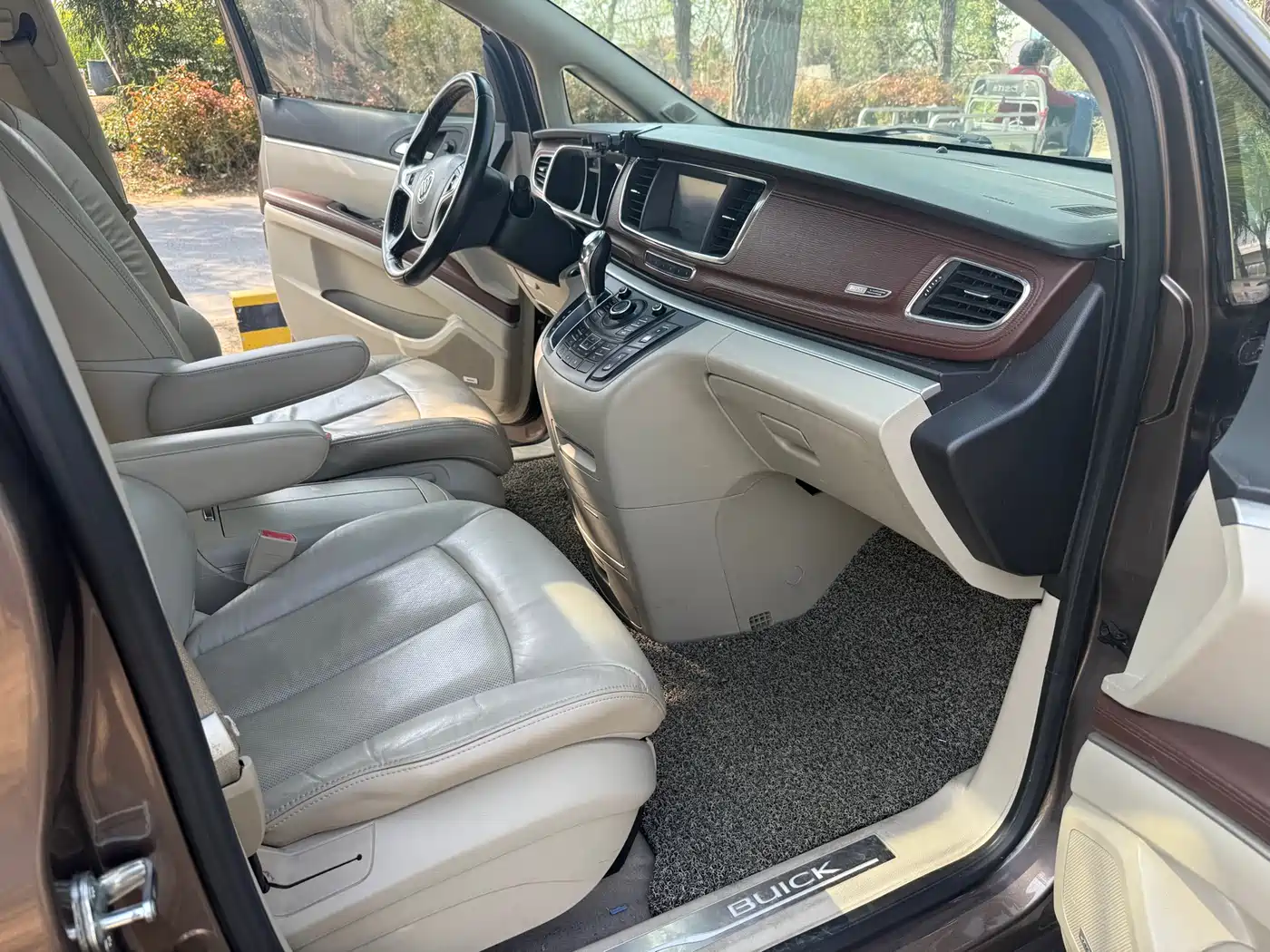 Buick GL8 2014 3.0L XT Luxury Business Flagship фото 11