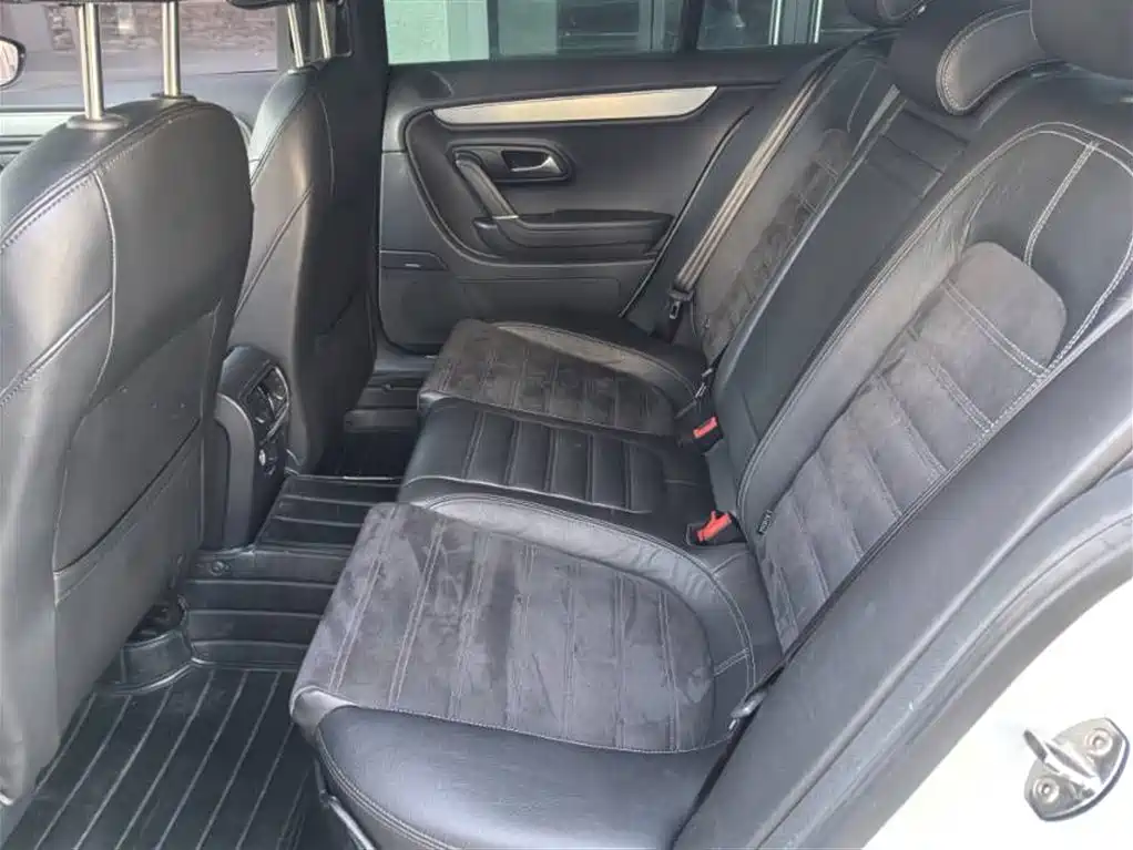 Volkswagen FAW-Volkswagen CC 2016 Model 1.8TSI Luxury фото 7