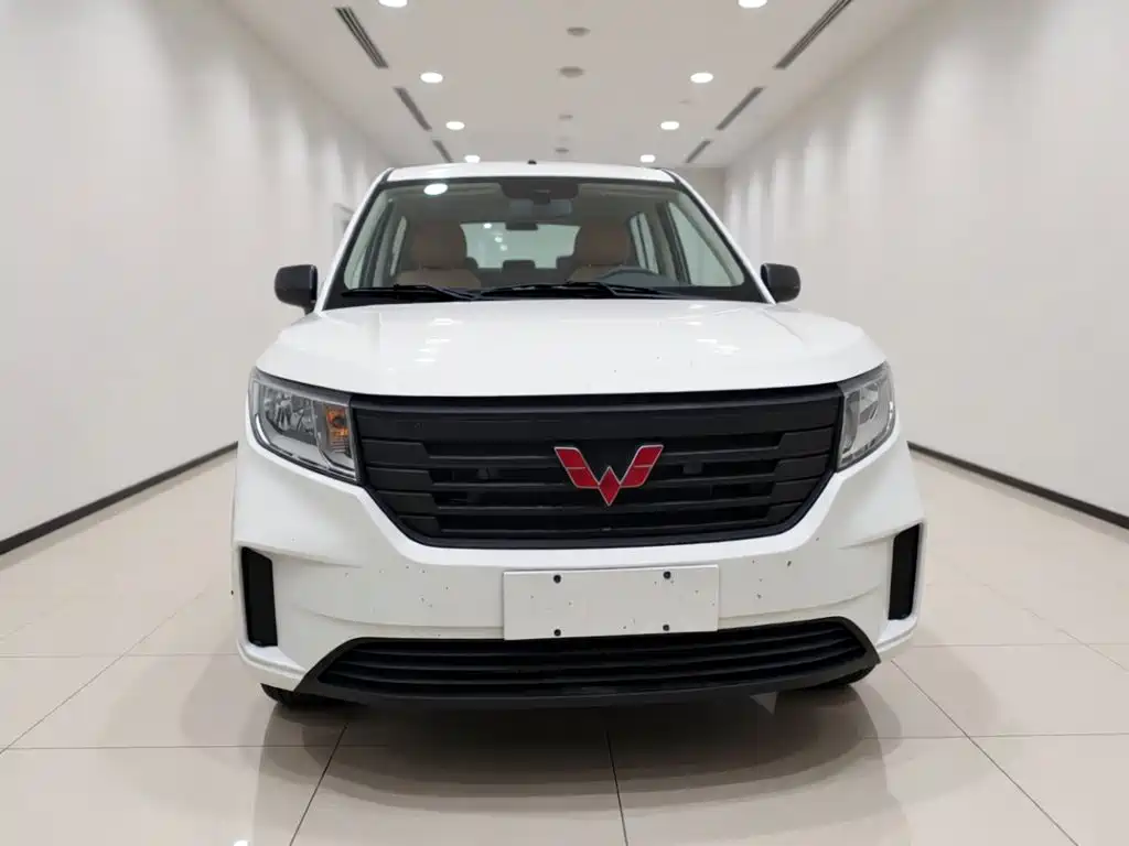 Wuling Motors Wuling Hongguang PLUS 2026 2020 1.5L Manual Standard 5-seater