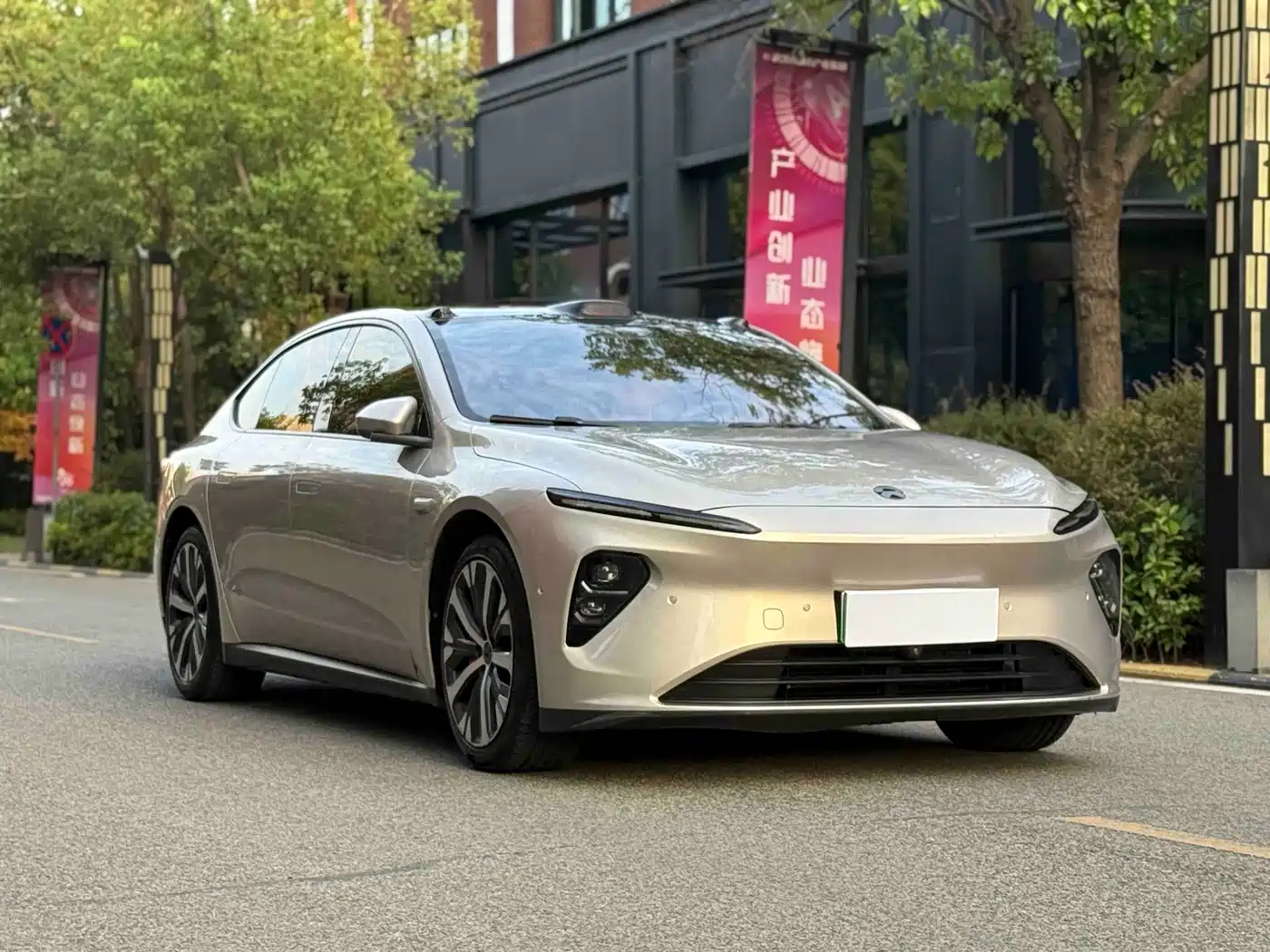 NIO ET7 2024 2023 75kWh