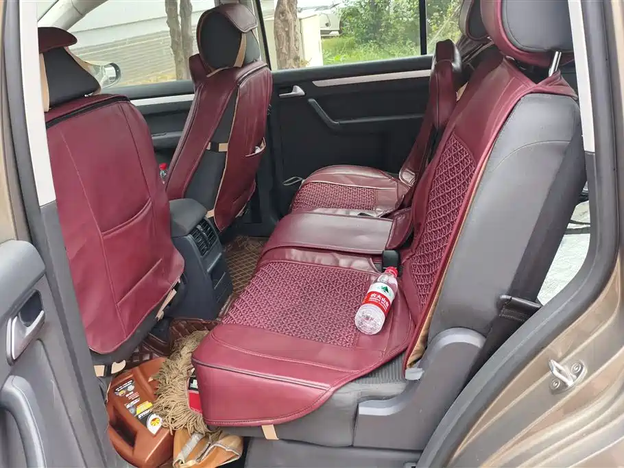 Volkswagen Touran 2015 1.4T Manual Trend Edition 5-seater фото 11