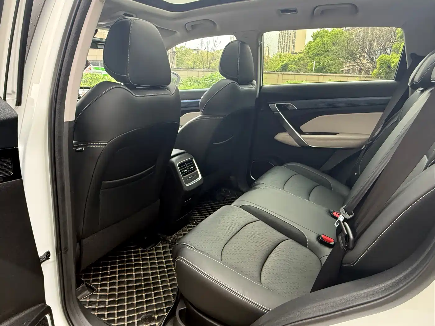 GEELY AUTOMOBILE BOYUE