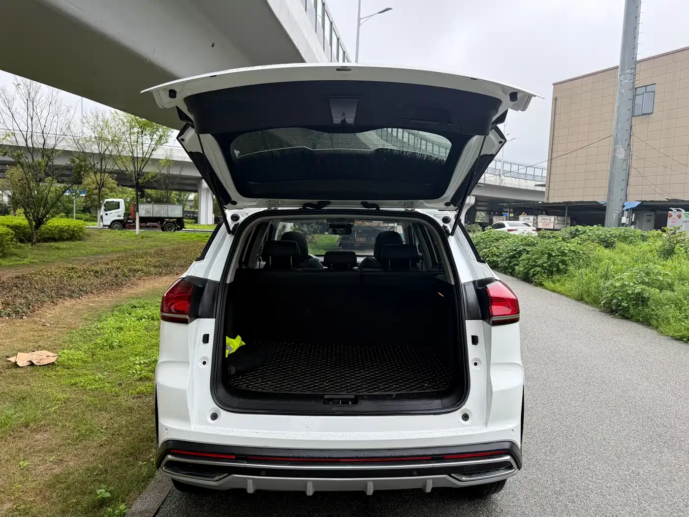 GEELY AUTOMOBILE BOYUE