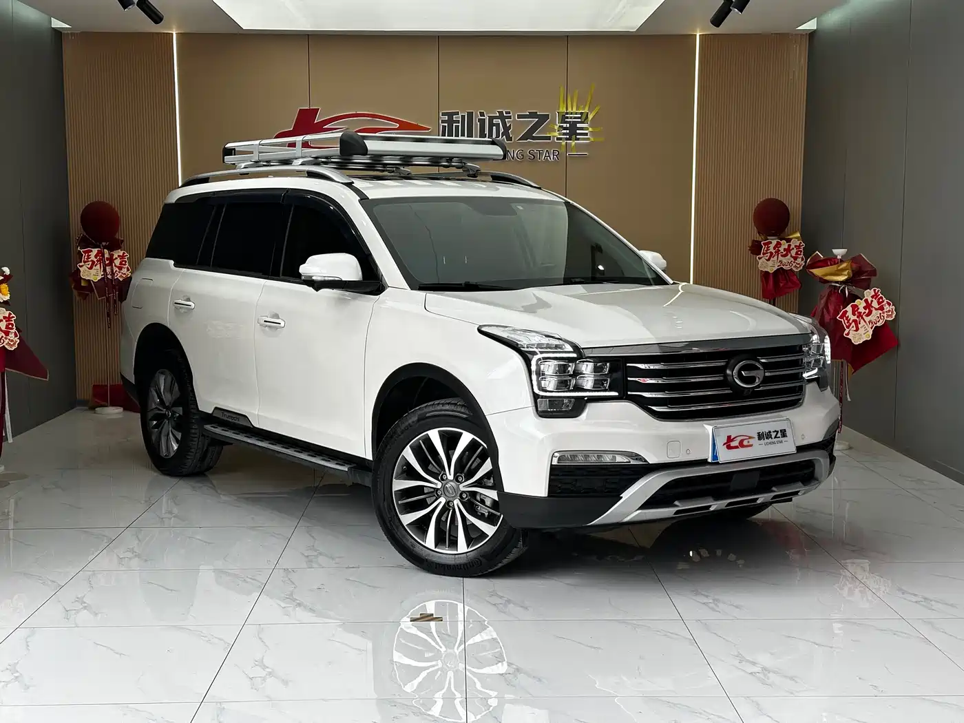 GAC Trumpchi Trumpchi GS8 2017 320T 2WD Luxury Smart Connect (7-seater) фото 3