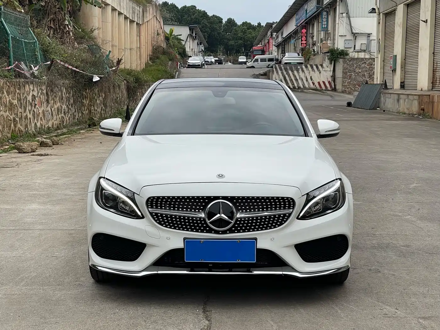 Mercedes-Benz C-Class 2017 Facelift C 200 L Sport Edition фото 2