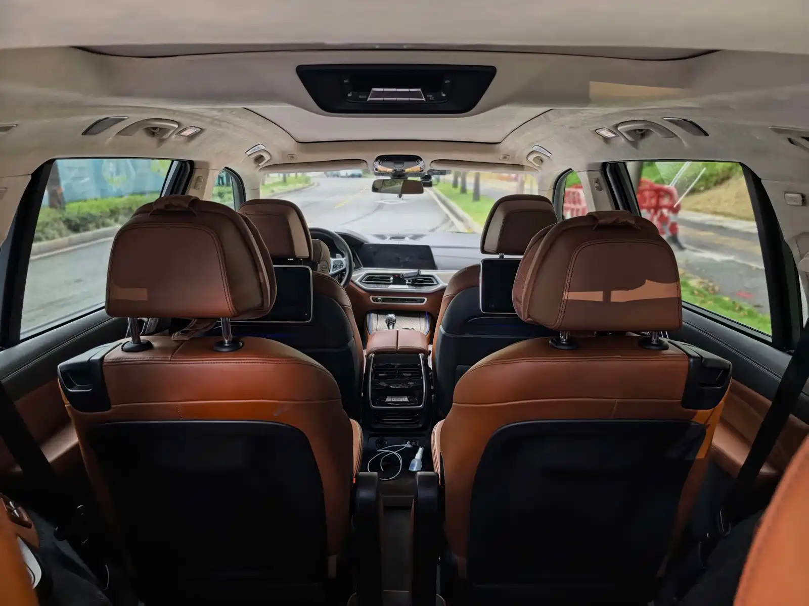صورة 18 - BMW X7