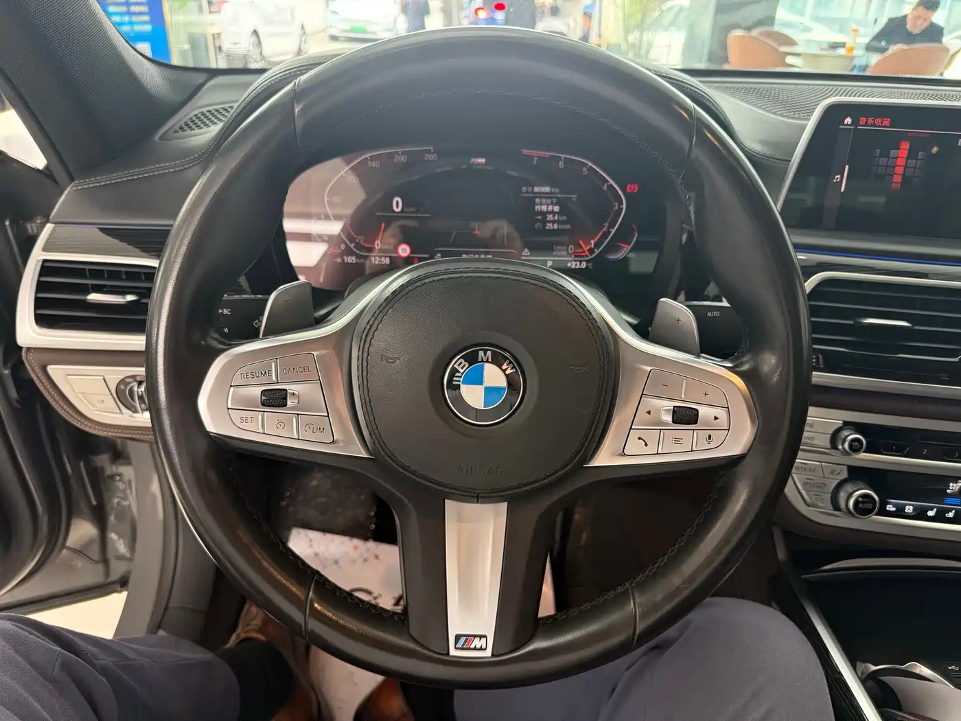 BMW 7 Series 2019 740Li Leading M Sport Package фото 8